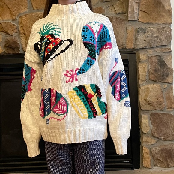 v i n t a g e ::
knit sweater - Picture 2 of 8